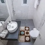 Athena Luxury Mesongí
